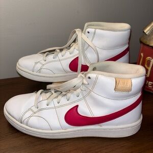Nike White High-Top Sneakers with Fuchsia Swoosh Barbie core old school Sz 7.5